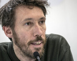 Italijanski novinar Eric Gobetti  kritično o fojbah in njihovem pojmovanju v Italiji