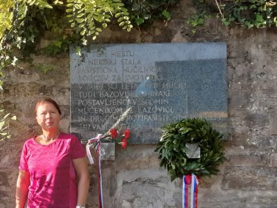 Polaganje cvetja v OE za Slovensko Istro 