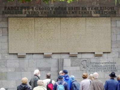 OBISK ČLANOV IN ČLANIC DRUŠTVA TIGR PRIMORSKE V MARIBORU IN PETANJCIH